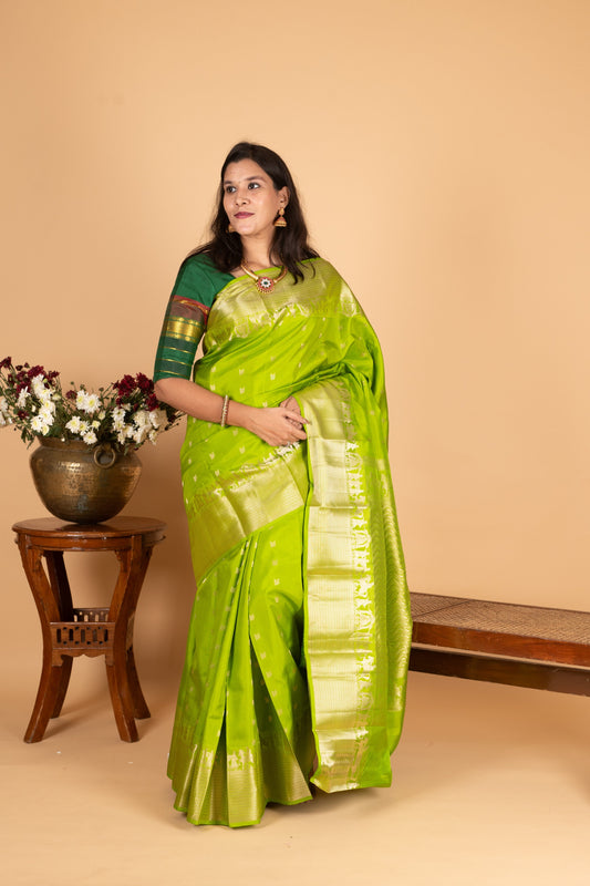 Green Kalyana oorvalam Pure Kanchi silk saree