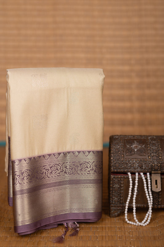 Dusky white and Dusky Lavender Vairaoosi soft silk saree