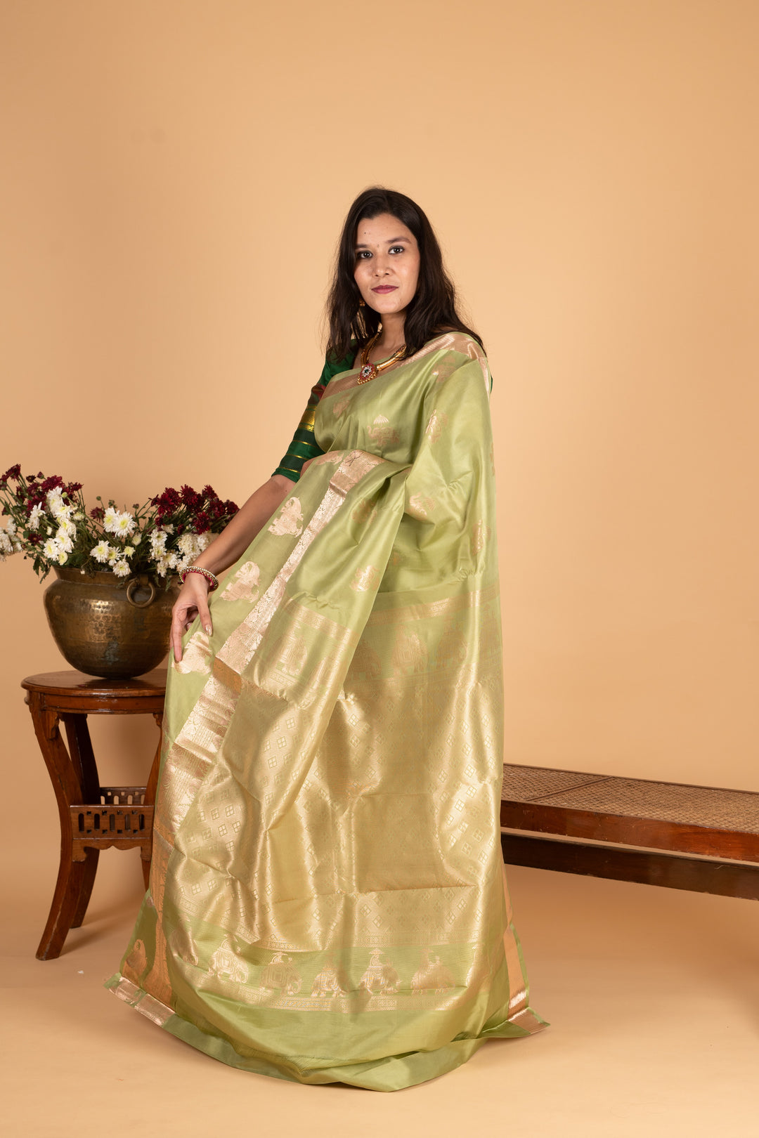 Light green Pure Kanjivaram silk saree)