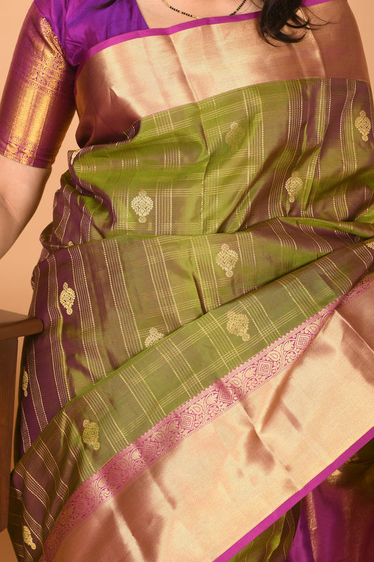 Dual Tone green and Magenta checked pure kanjivaram silk saree