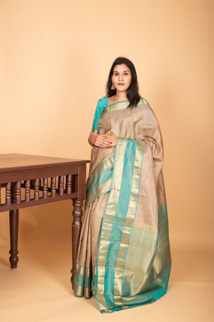 Oatmeal White and Dual Tone Blue Retta Patta Border pure kanchi silk saree