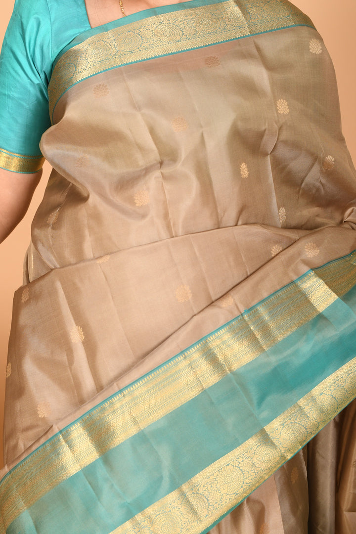 Oatmeal White and Dual Tone Blue Retta Patta Border pure kanchi silk saree
