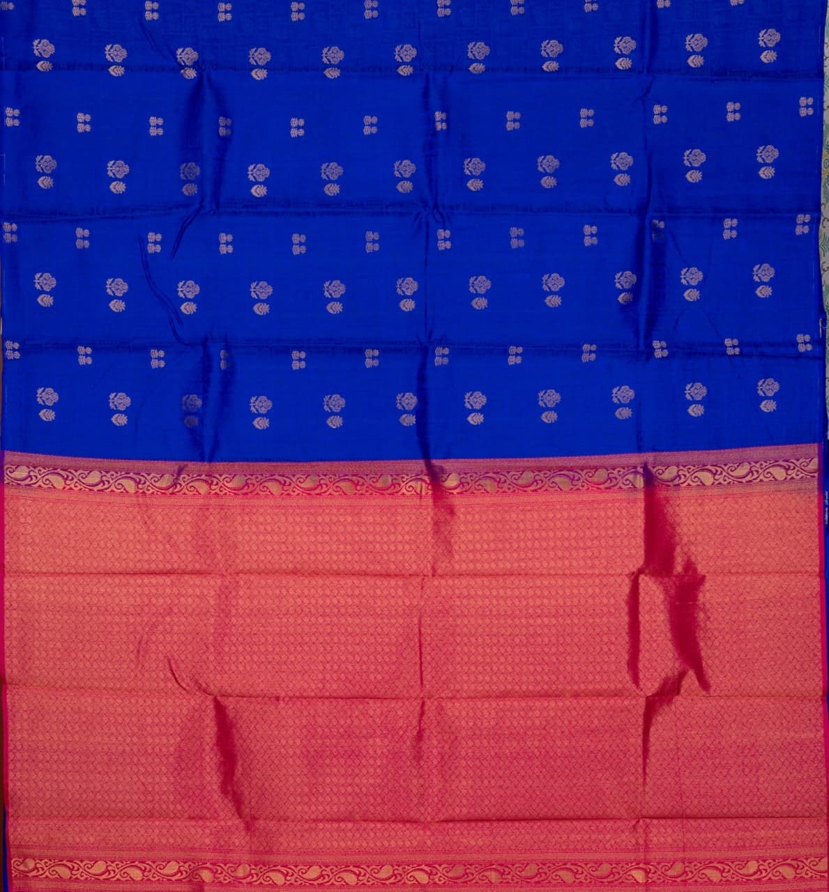 Blue And Pink Borderless Pure Touch Silk Saree