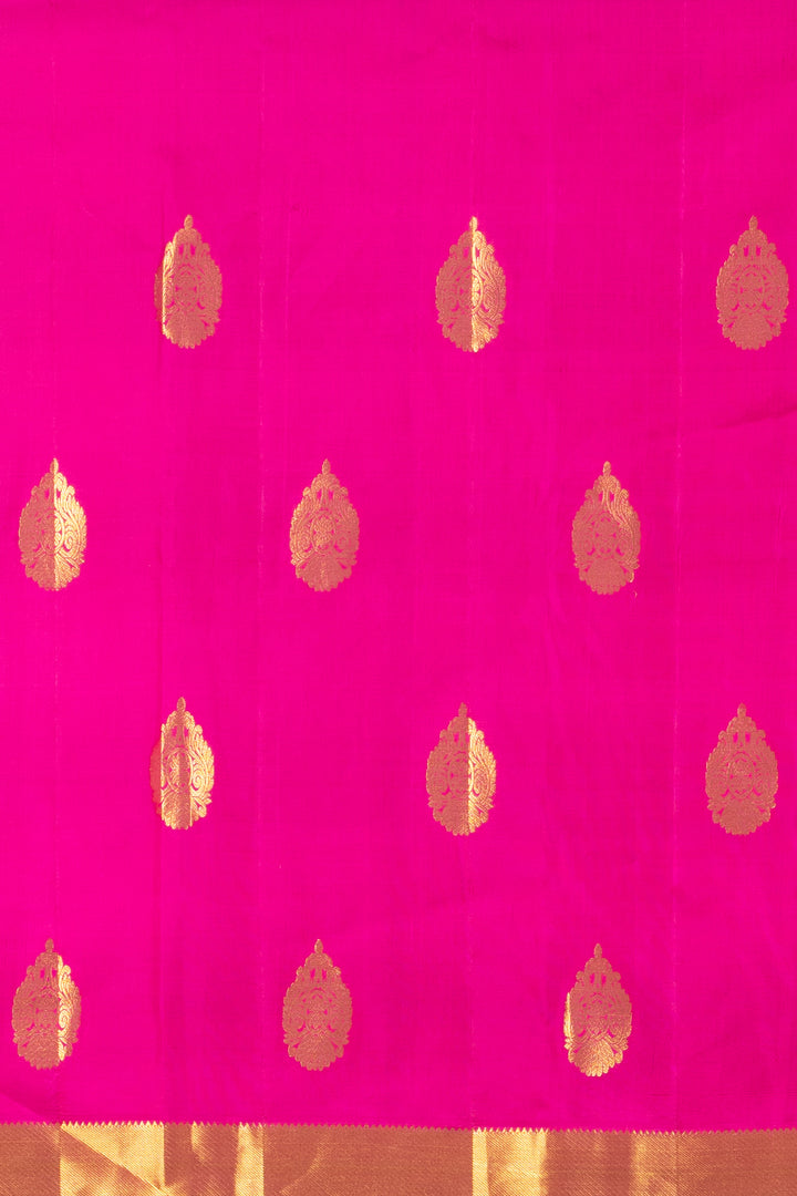 Leaf Green And Pink Vairaoosi Silk Saree