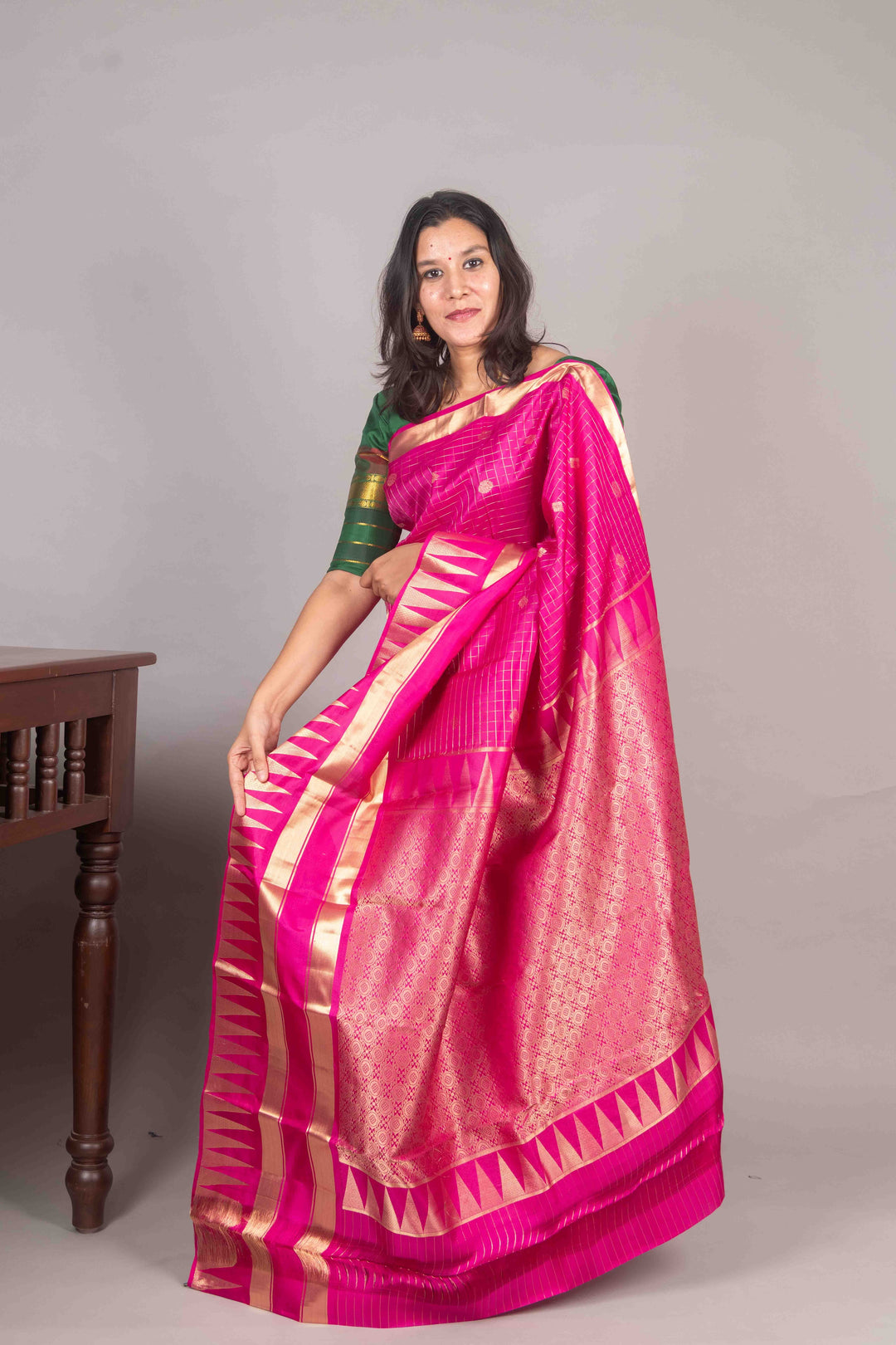 Bud Rose Zari Checked Silk Saree