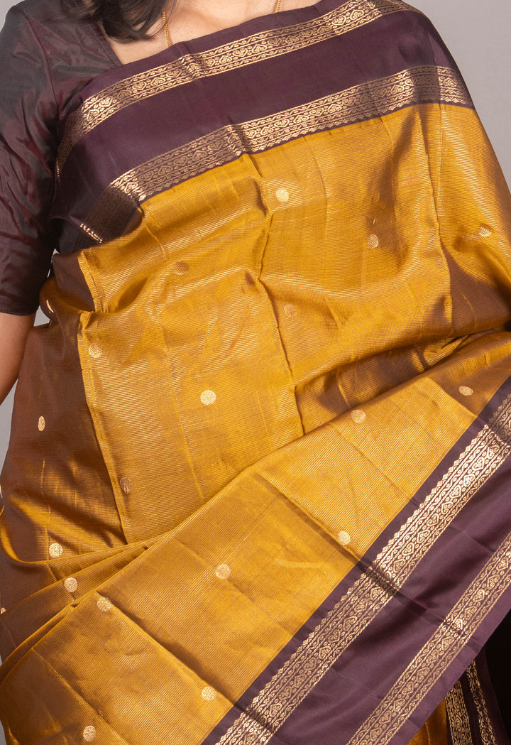 Fenugreek And Brown Vairaoosi Silk Saree