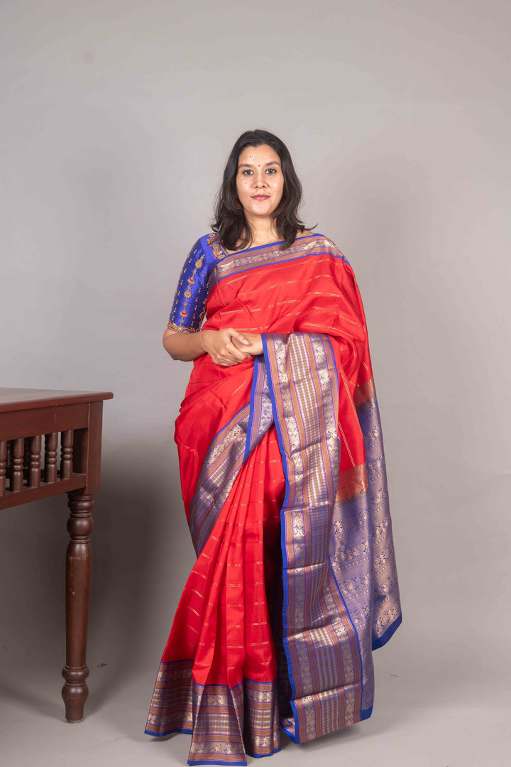Red And Blue Veldhari Kanchipuram Silk Saree
