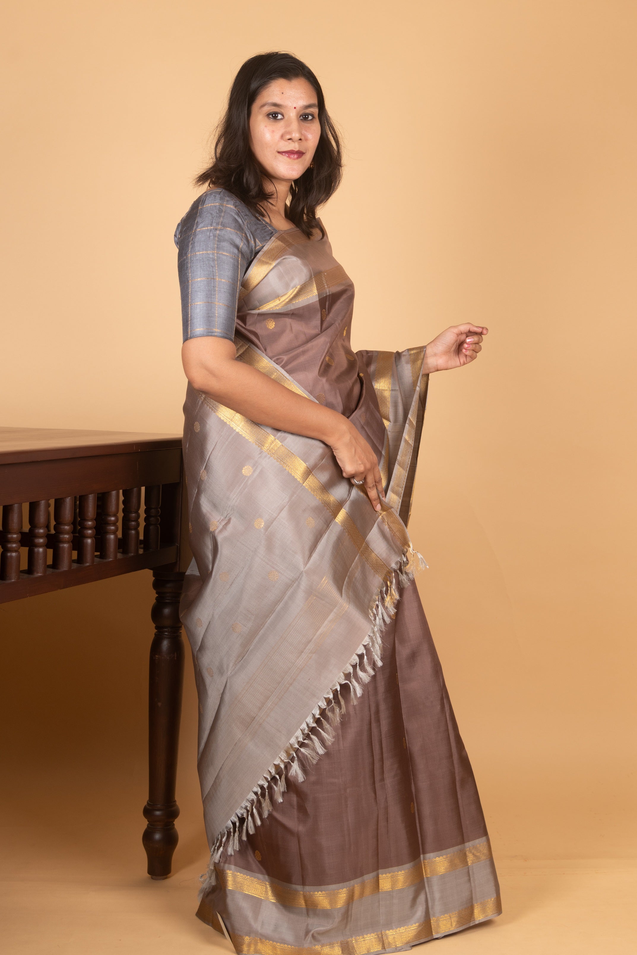 Coffee Brown and Ash Grey Retta petu pure Kanjivaram Silk saree
