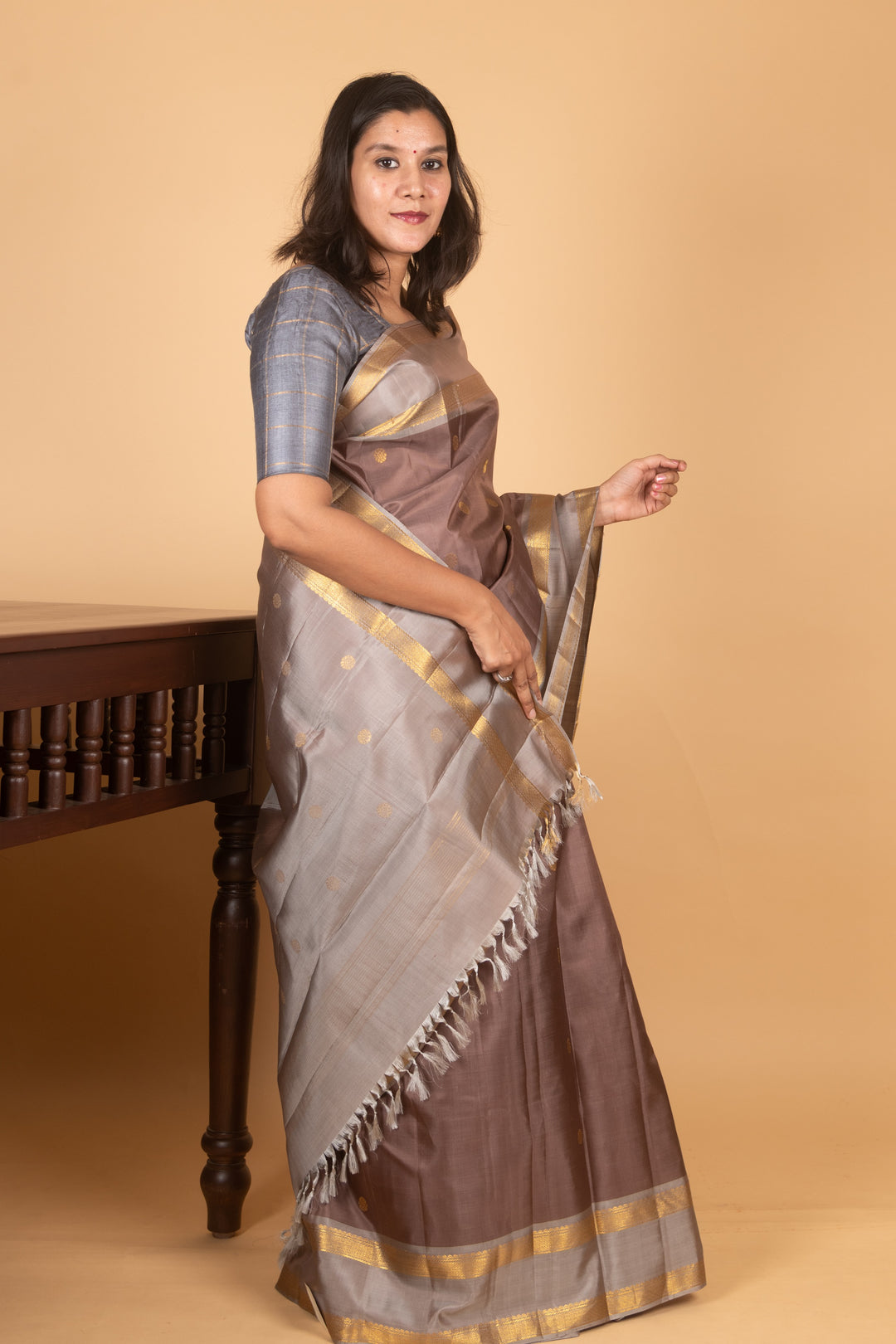 Coffee Brown and Ash Grey Retta petu pure Kanjivaram Silk saree
