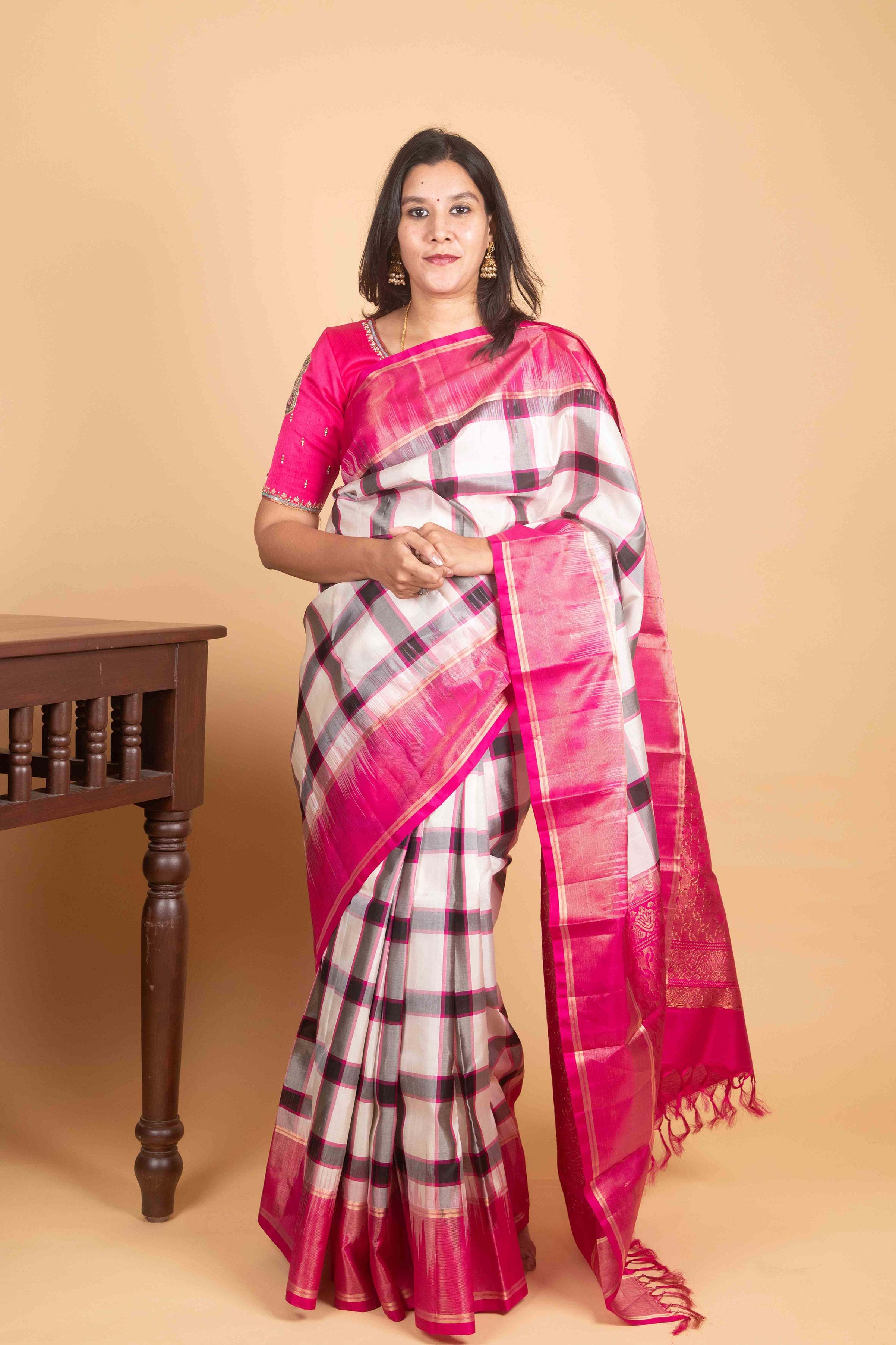 Powder White and Deep Pink Paalum Pazhamum Pure Kanjivaram Silk Saree