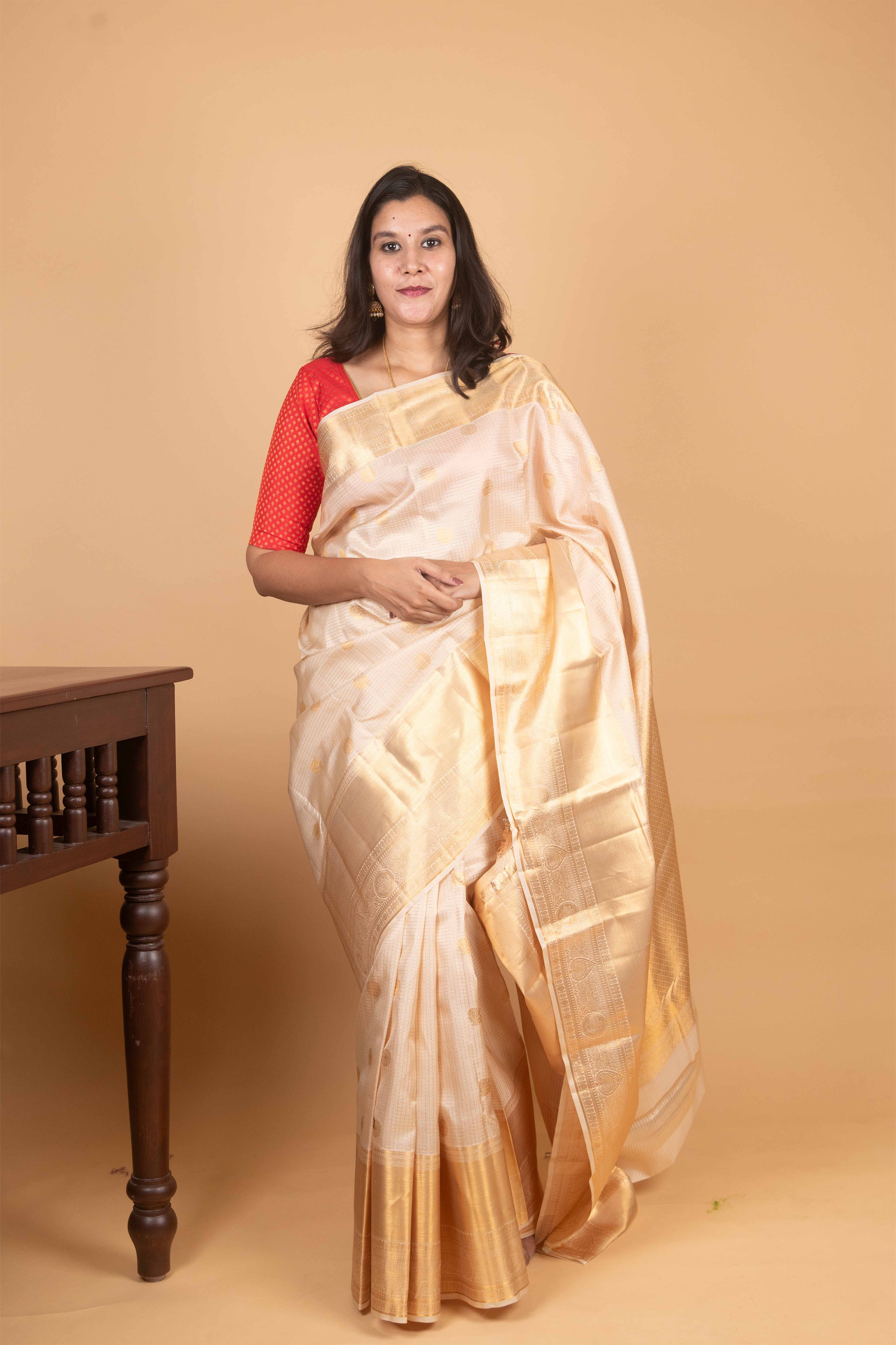 Cream White Jari Checked Pure Kanjivaram Silk Saree