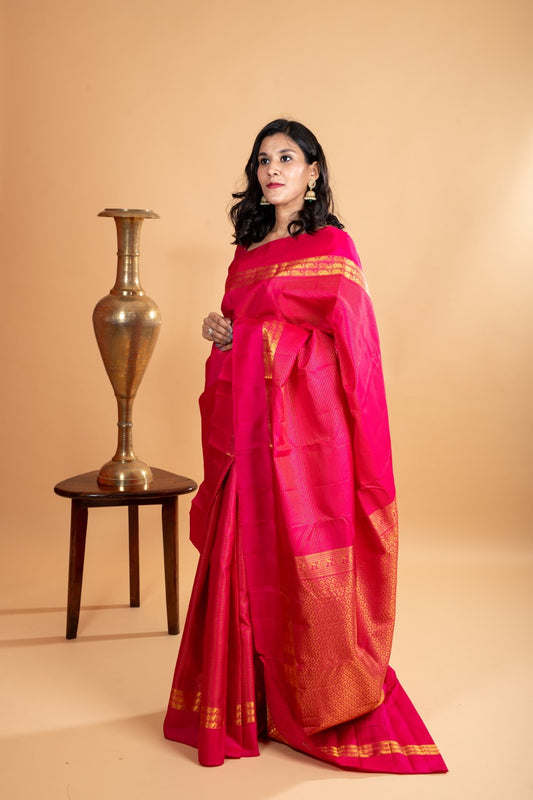 Pink vairaoosi silk saree