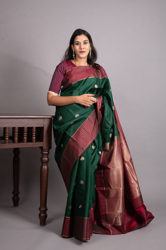 Bottel Green and Maroon Pure kanjivaram Silk Saree