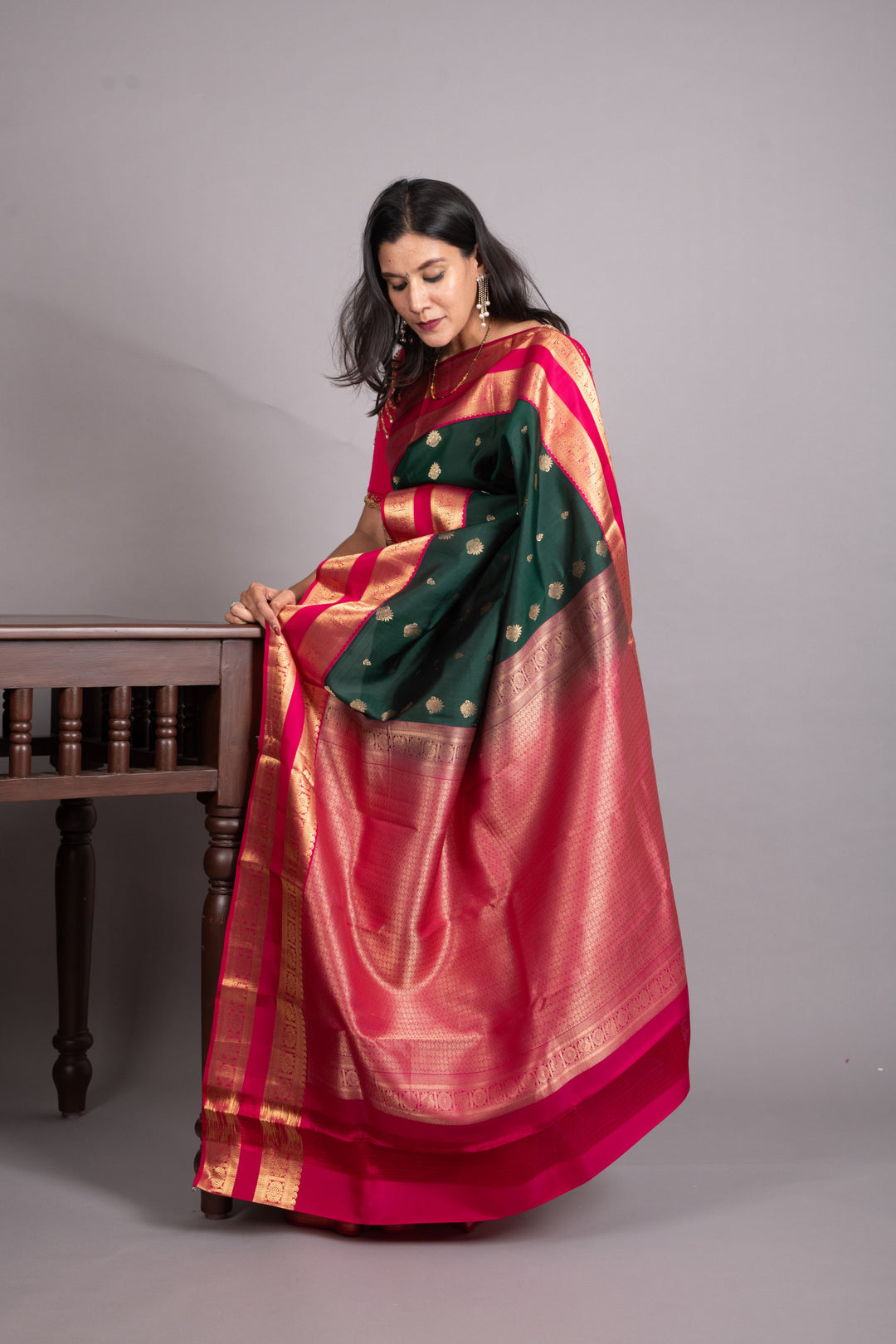 Bottel Green and Deep Pink Pure Kanjivarm Silk Saree