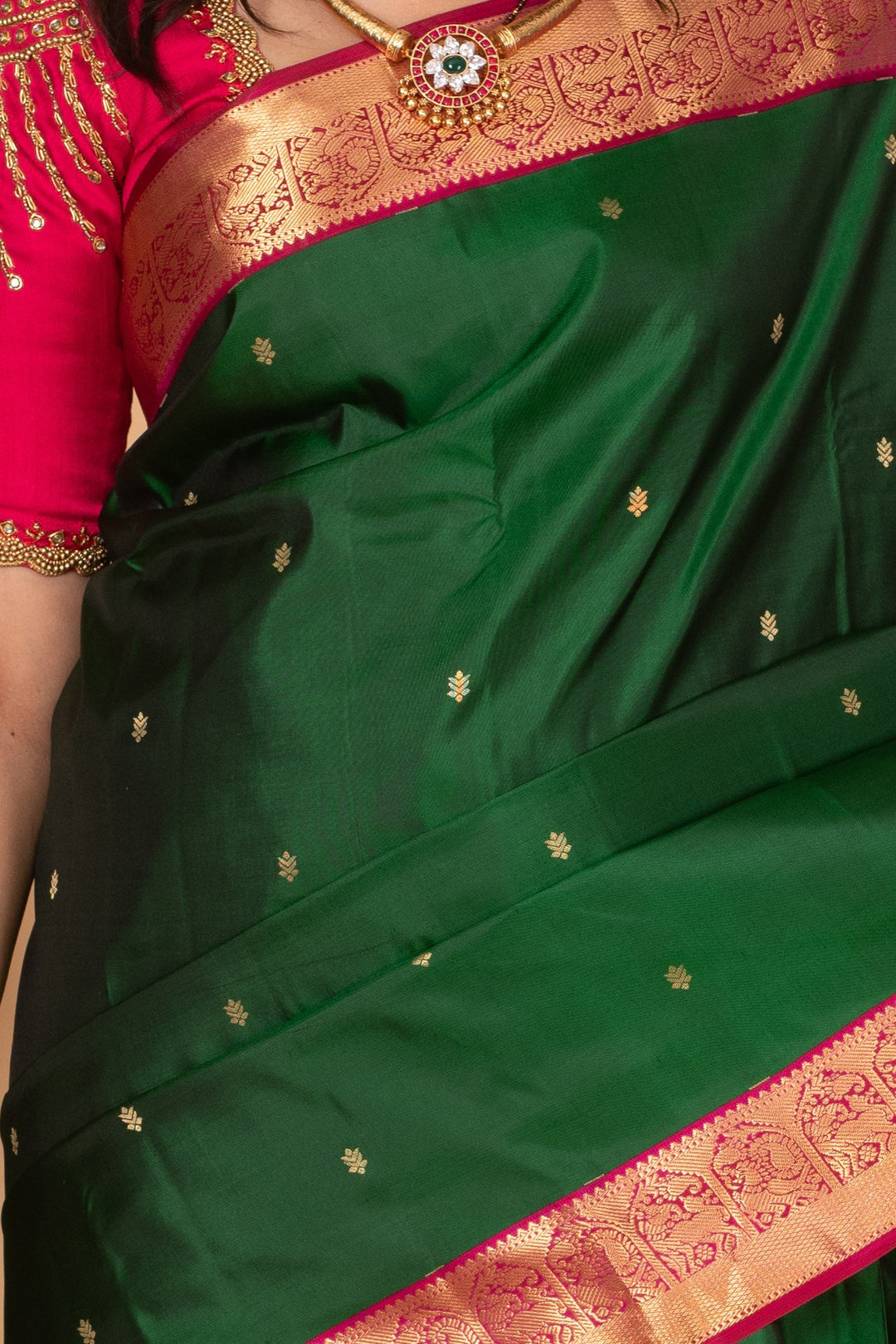 Bottle Green and Magenta Pure Kanjivaram silk saree