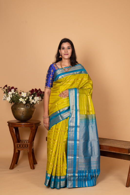 Pear green and Blue Korvai Pure kanchi silk saree