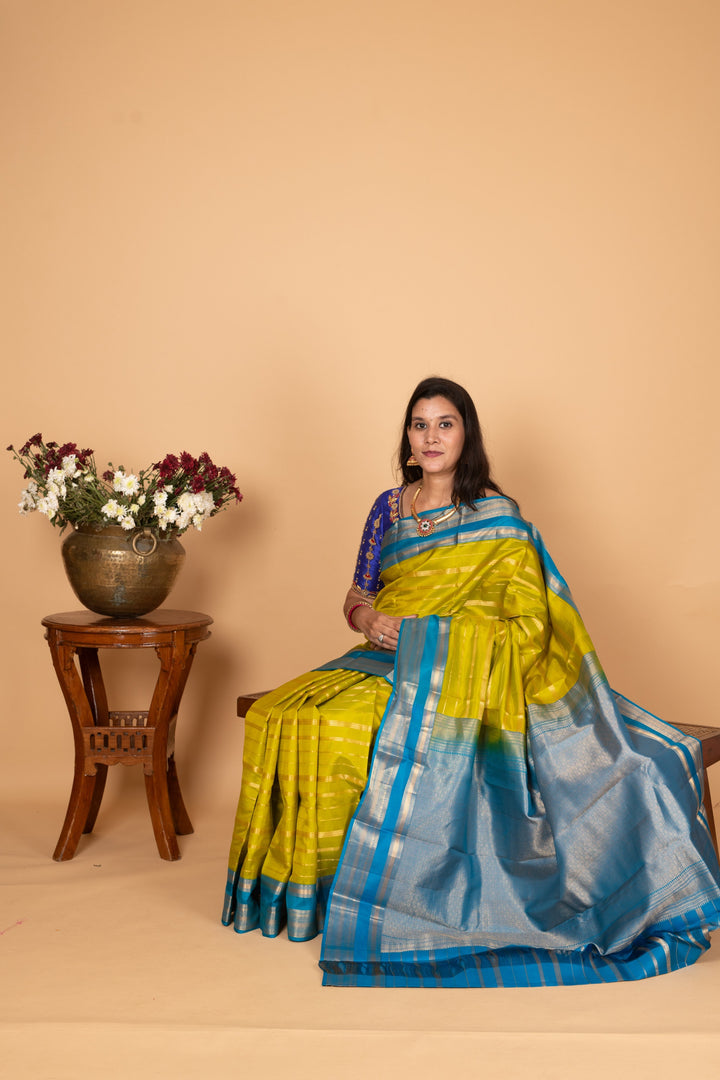 Pear green and Blue Korvai Pure kanchi silk saree