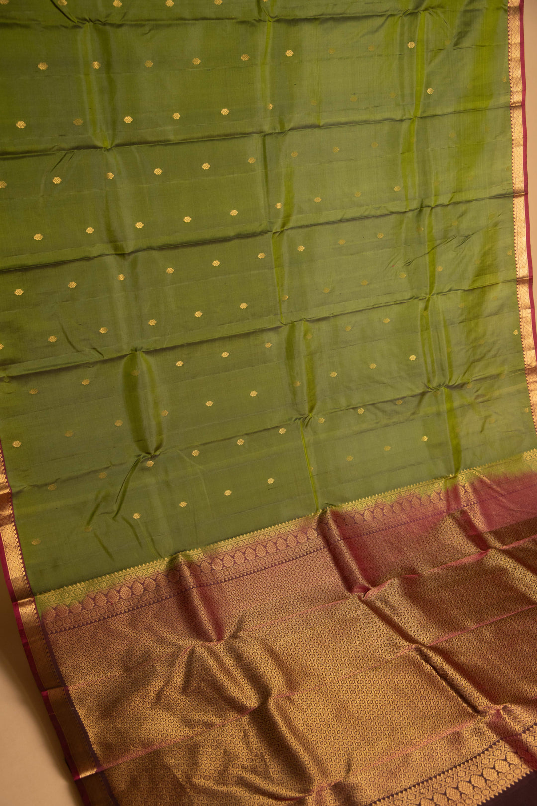 Kelly green and maroon small border pure kanchi silk saree