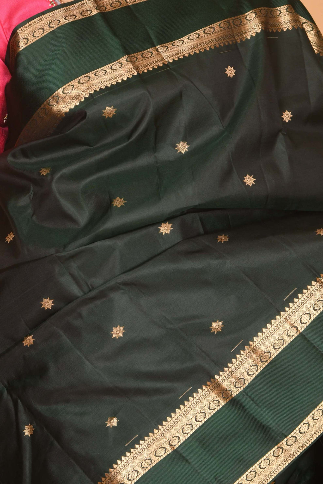 Darkgreen retta pettu pure silk saree