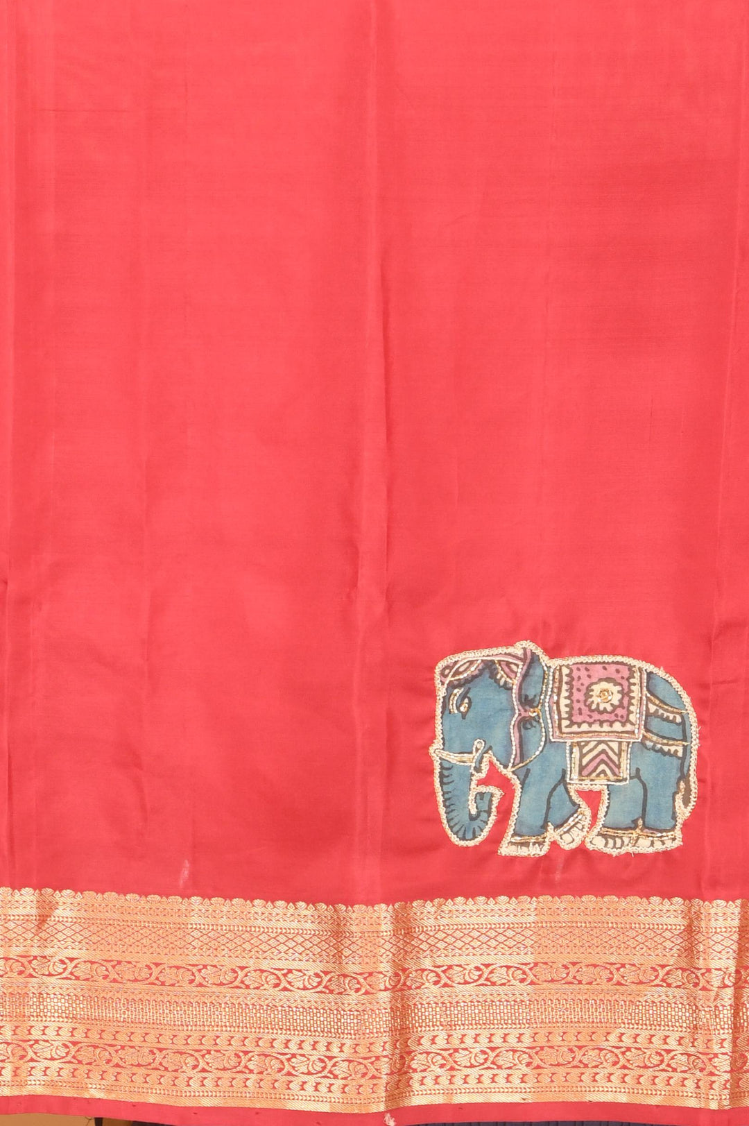 Offwhite and red kalamkari embellished pure kanchi silk saree