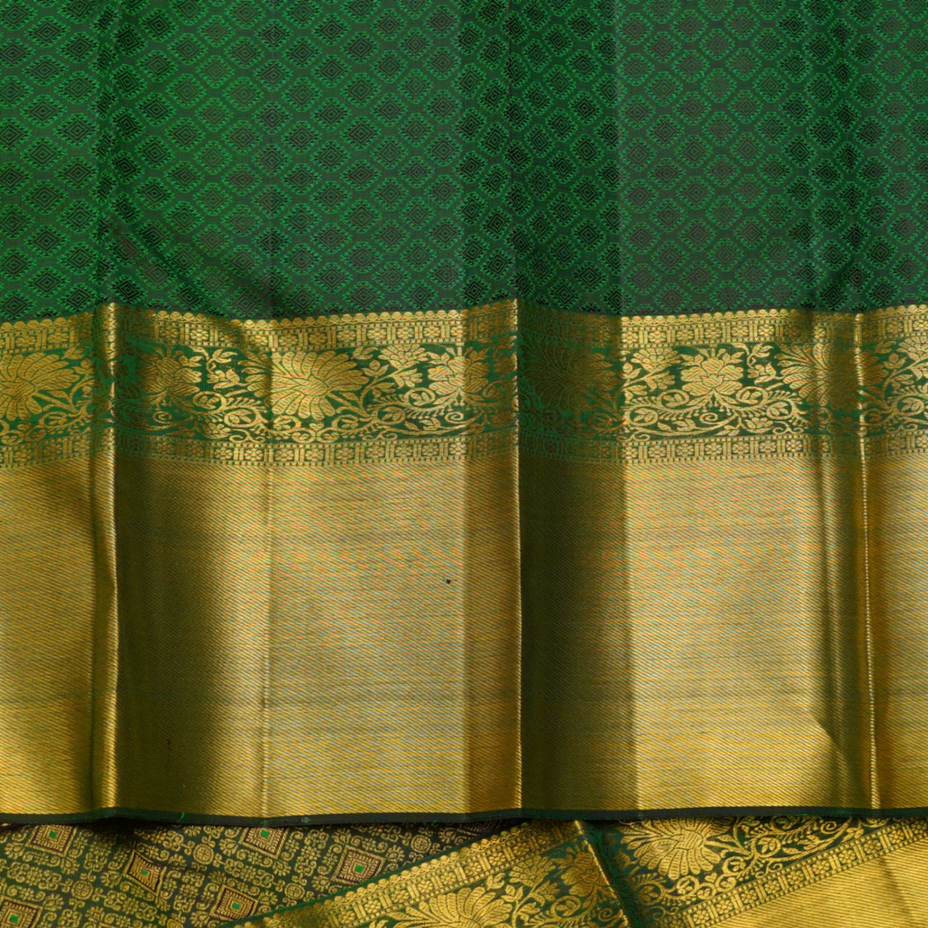 Dark green pattu saree for wedding – Priyangaa