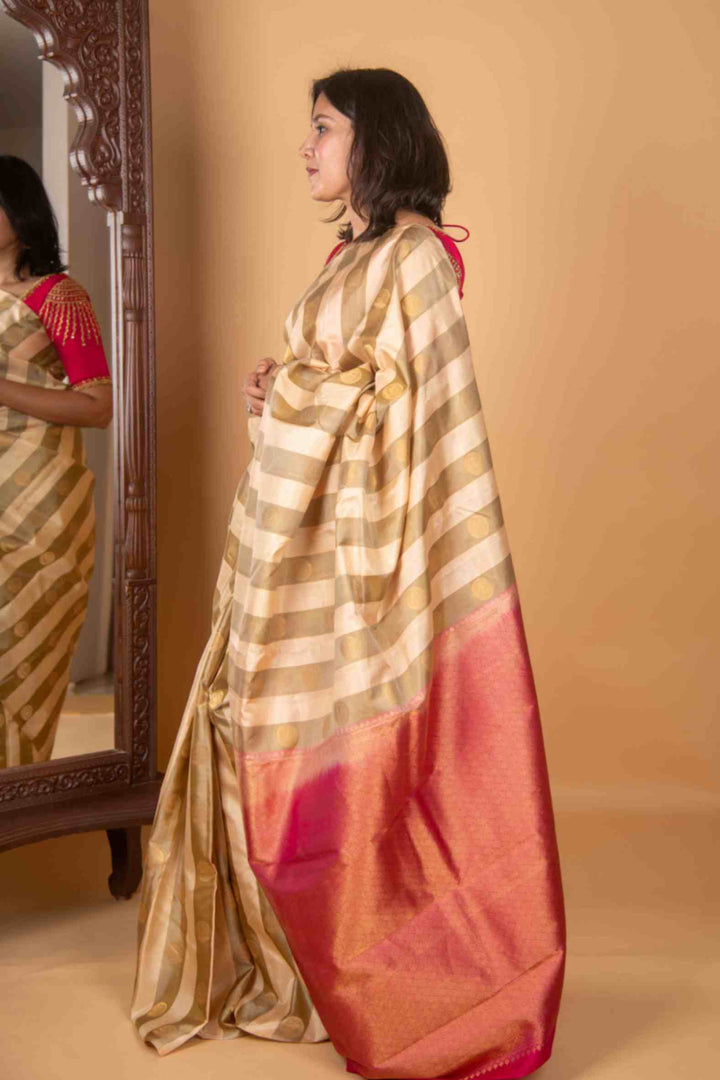 Offwhite and Pink Boderless Silk Saree