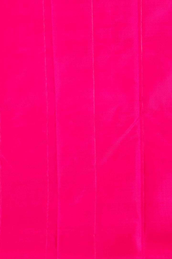 Offwhite and Pink Boderless Silk Saree