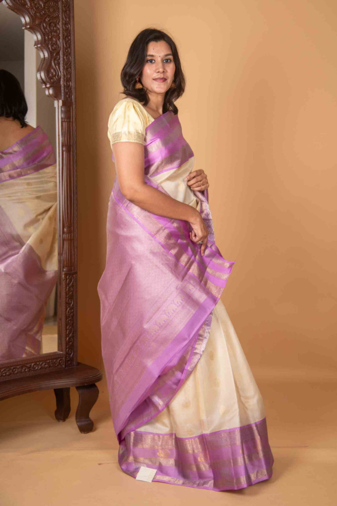 Bone white and Lavender Vairaoosi Silk Saree