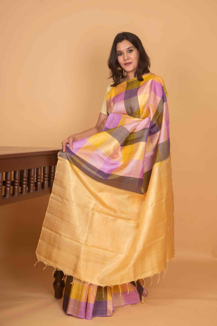 White and lavender palum pazhamum pure silk saree