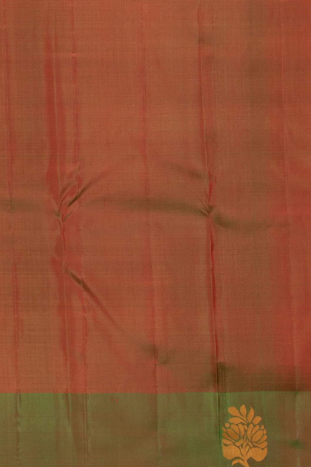 Tomato red and mandhulir green zero zari silk saree
