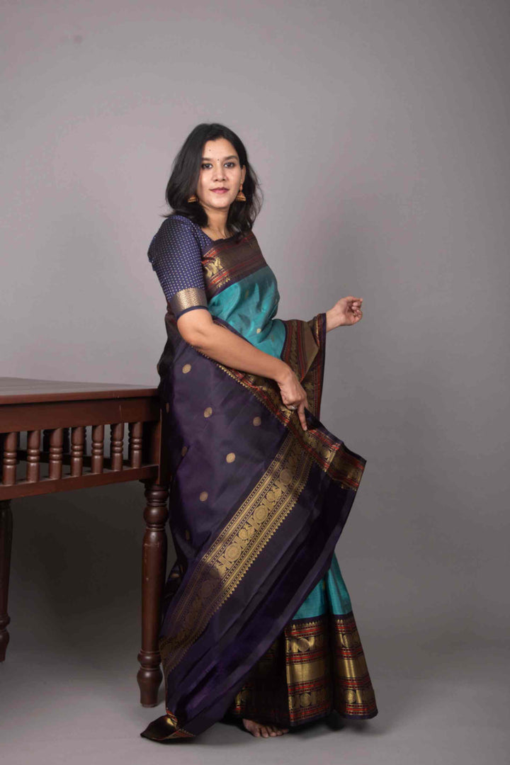 Bondi blue and navyblue silk saree