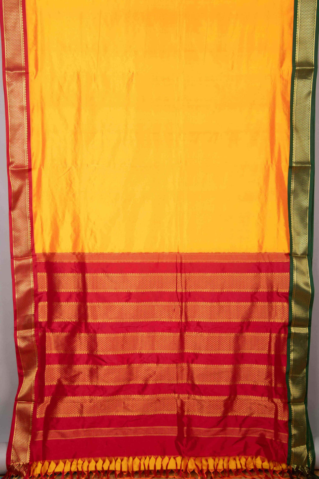 Yellow ganga jamuna 9 yard silk saree