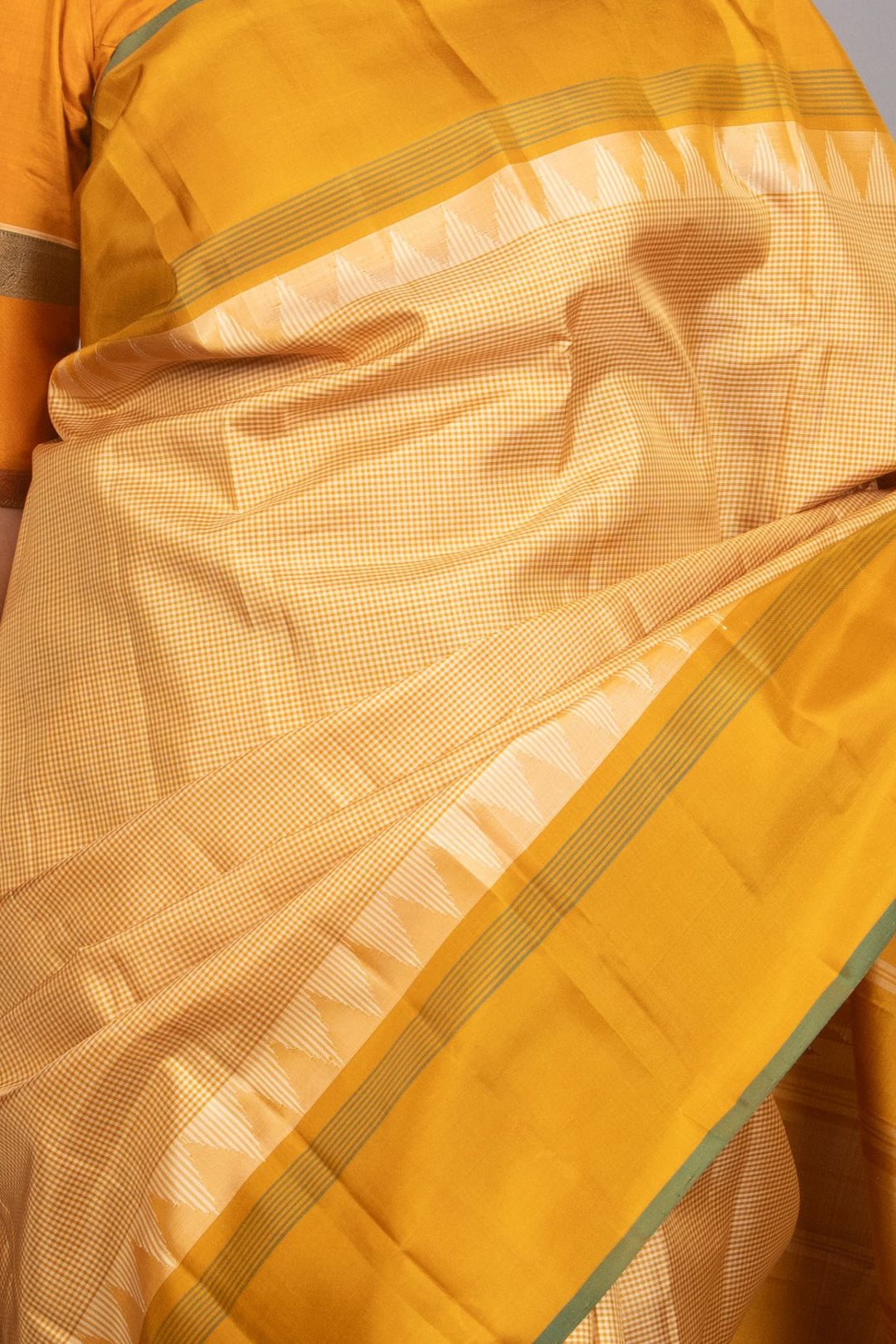 Offwhite and Mustard zero zari kanjivaram silk saree