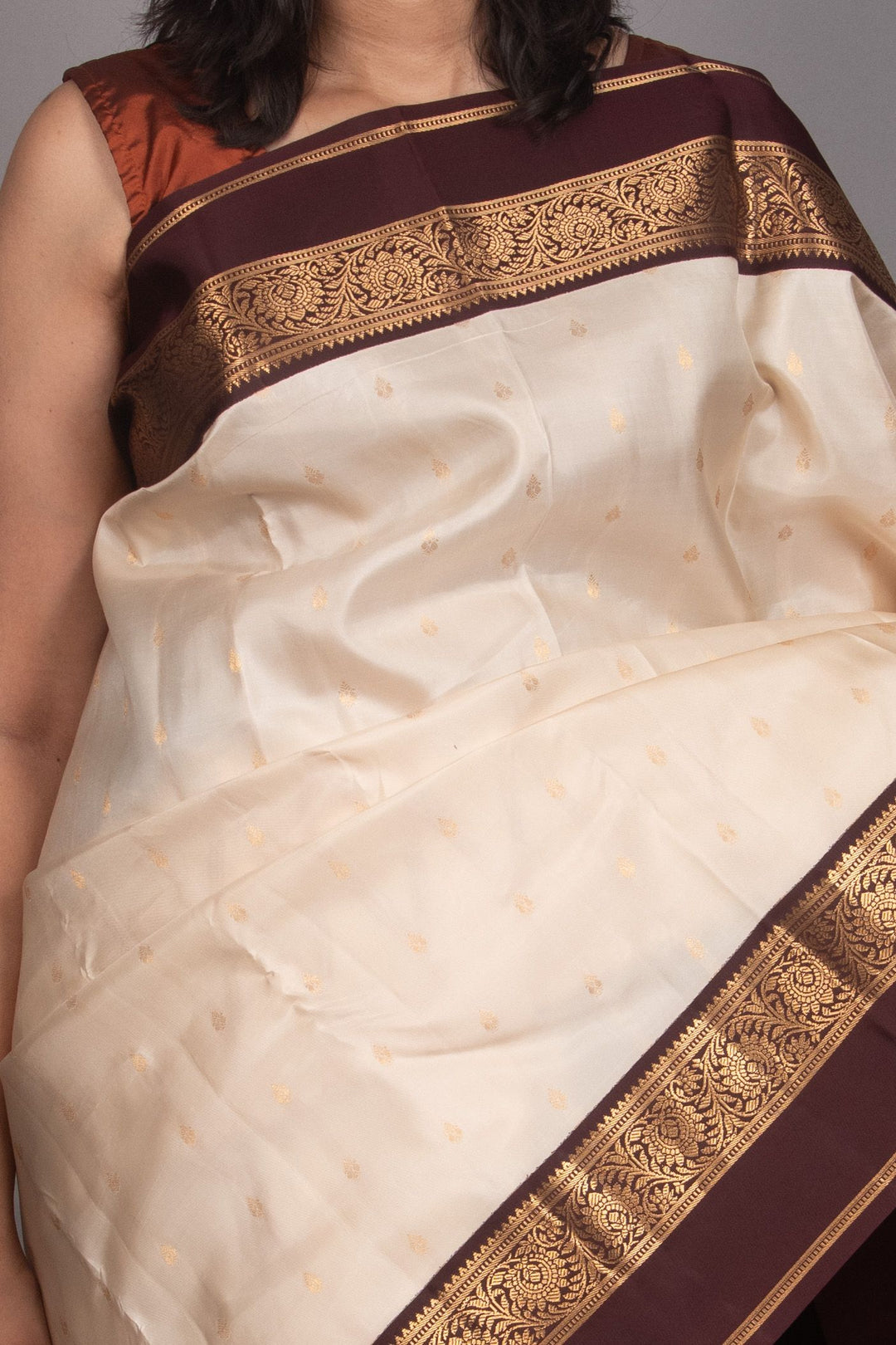 Offwhite and Bean brown korvai silk saree