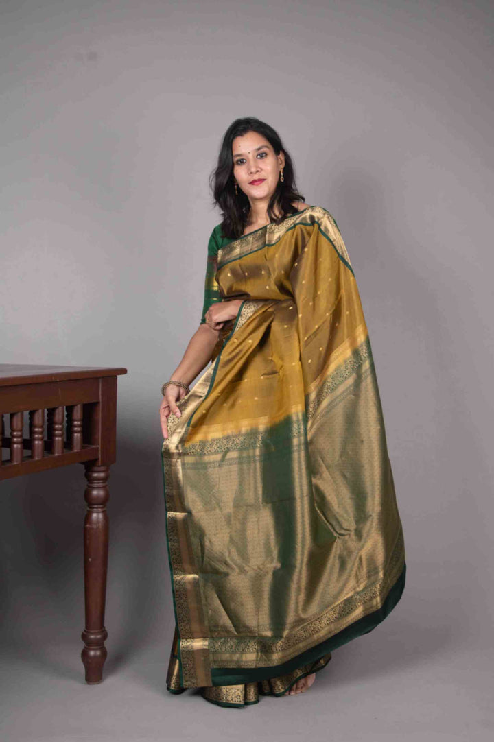 Mehendi green and Bottle green korvai silk saree