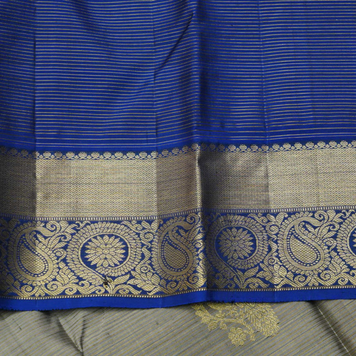 Grey and blue vairaoosi silk saree