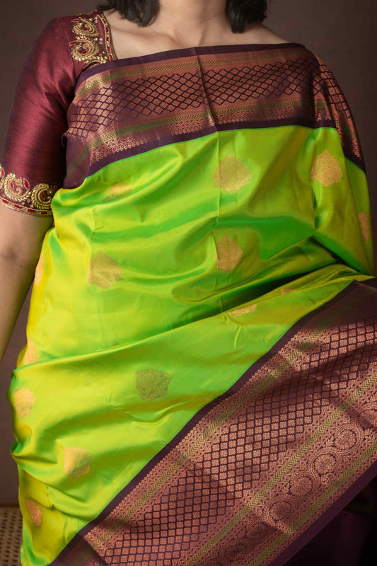 Dual Tone Green Pure Silk Saree