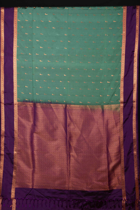 Green Retta Pettu Semi Soft Silk Saree