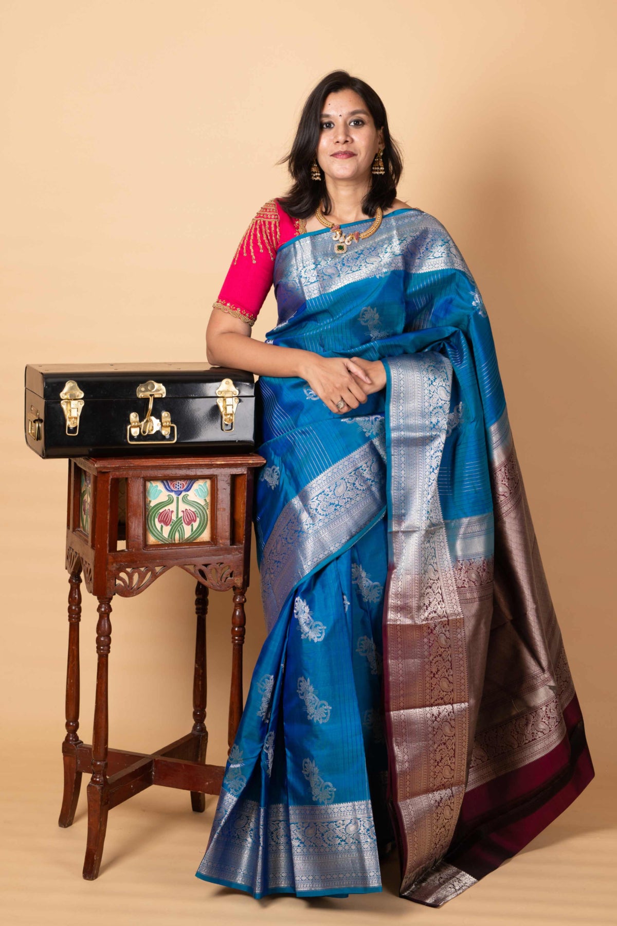 Dark Blue & Pink Kanchipuram Silk Saree